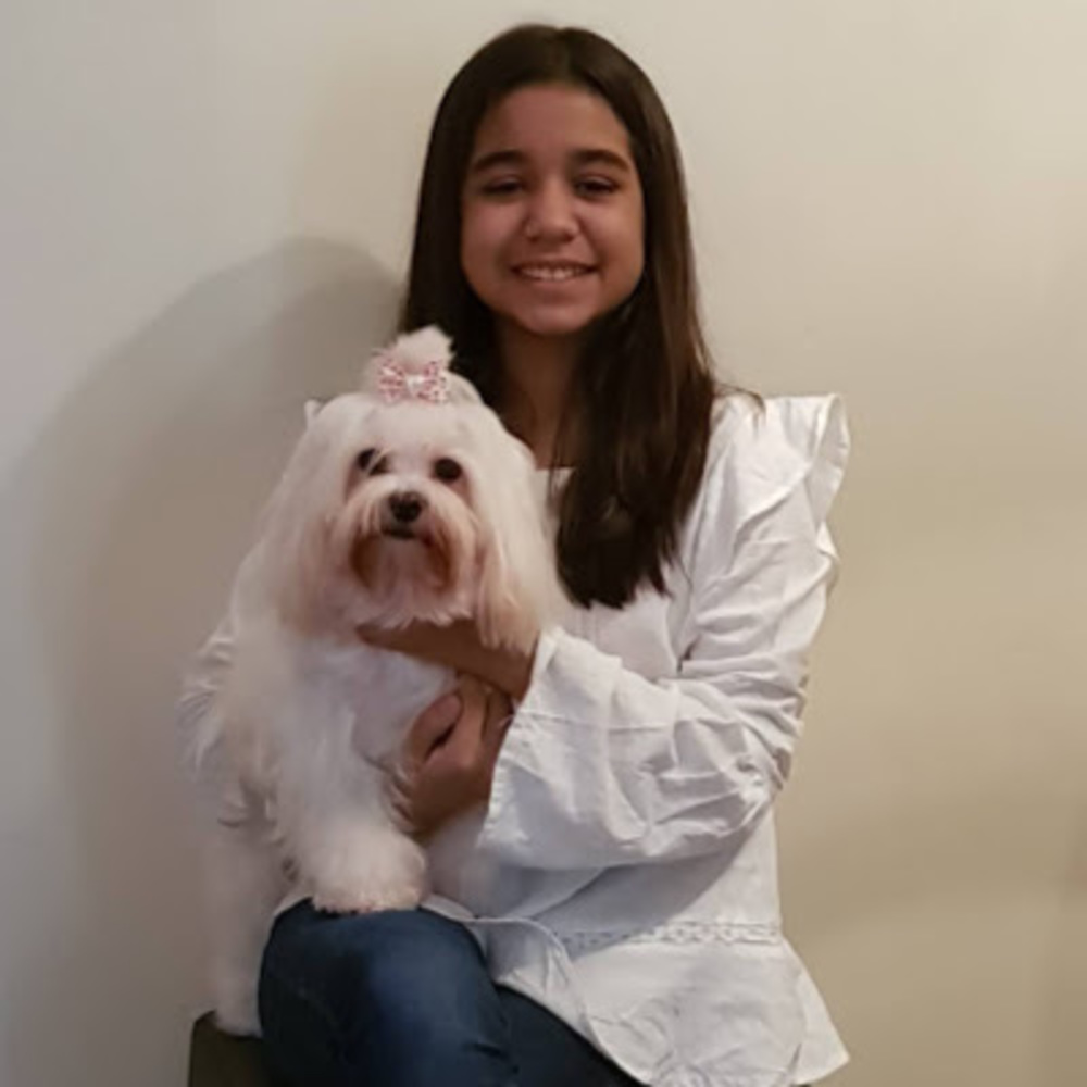 Meet your Posher, Letícia